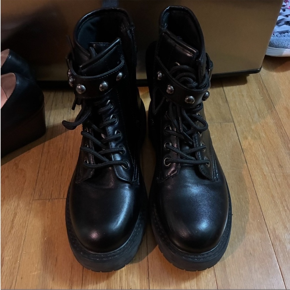 Steve madden black chunky boot - Picture 4 of 5